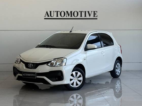 TOYOTA ETIOS 1.5 XS 16V FLEX 4P MANUAL TOYOTA ETIOS 1.5 XS 16V FLEX 4P MANUAL